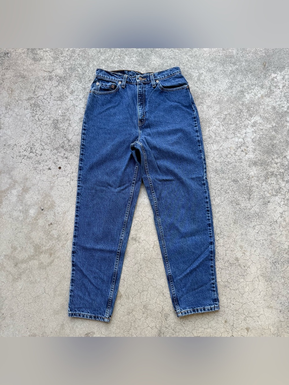 Vintage 90’s Levi's 521 Tapered Fit Tapered Leg  Blue Jeans 28x27
